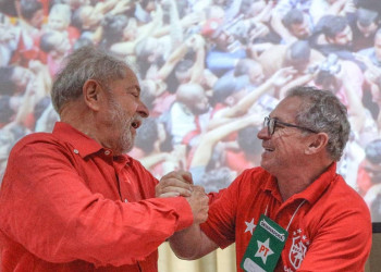 Lula lamenta morte de Assis Carvalho e destaca que ele foi 